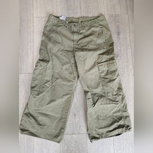 Levi's Olive Green Wide-Leg Cargo Jeans